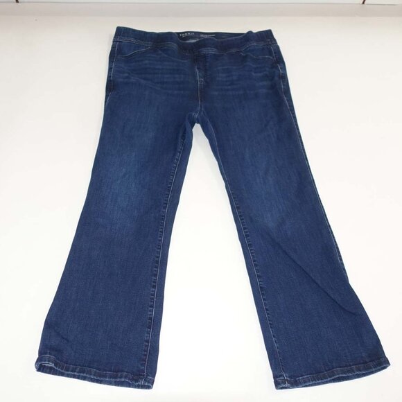 Torrid Women's Pull On Lean Slim Boot Cut Jeans Size 3X Short Blue Stretch Denim - Picture 1 of 7